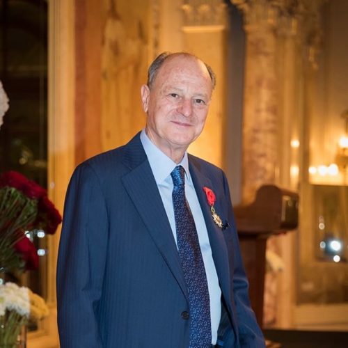 Le grand collectionneur Jean Claude Gandur décoré de la Légion d